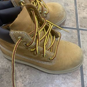 Timberland kids boots used